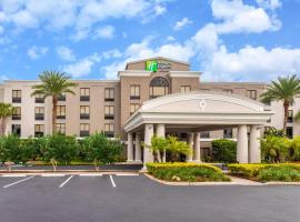 Holiday Inn Express Hotel & Suites Lake Placid, an IHG Hotel, penginapan di Lake Placid