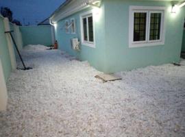 XrisBun Apt 1BR - Laderin GRA، فندق في Abeokuta