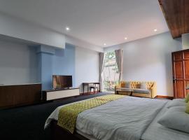 Vạn Huệ Homestay Bình Dương, hotel Thuan An városában 