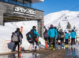 Apex2100 International Ski Academy Tignes, hotel a Tignes