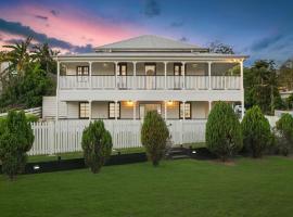 Homestead on the Range - Sleeps 12, hotel v destinaci The Range