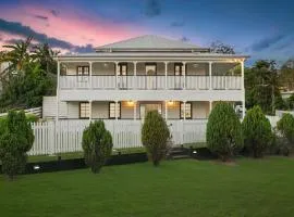 Homestead on the Range - Sleeps 12