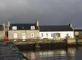 The Uyeasound Old Pier Cottage