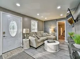 Completely Renovated Escape about 1 Mile to Downtown!