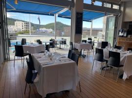 Picton Yacht Club Hotel, hotel v destinaci Picton