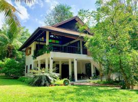 VillaVarin Ko Jum - Nature, Space & Luxury, homestay in Ko Jum