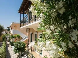Lora Apartments & Studios with Balcony in Ipsos Corfu