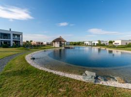 Elite Holiday Home in Lutzmannsburg with Pool, hotel in Zsira