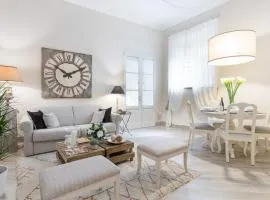 Casa Mirella, central smart GROUND FLOOR apartment inside Lucca