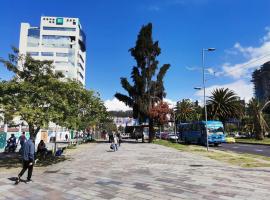 Dormitorio Independiente, hotell i nærheten av Iñaquito Mall i Quito