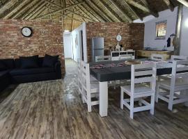 FLY FISHING PARADISE ON THE VAAL, apartment in Parys