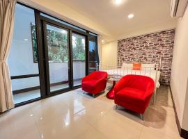 Charming Hostel, hotel in Hualien