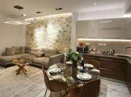 LA Larissa Luxury Apartments Stelve