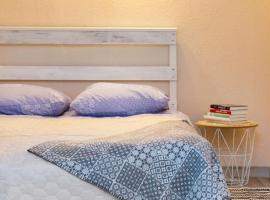 Apartment in Garage with free parking