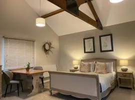 White House Farm - Beautiful Self Contained Courtyard Rooms