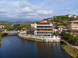 Hotel Sol y Playa Montañita: Montañita'da bir otel