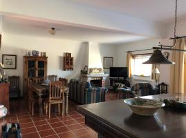 Quinta das Oliveiras – apartament w mieście Gouveia