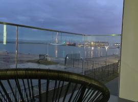 Śledź Gdynia - YACHT PARK, hotel dicht bij: Aquarium Gdynia, Gdynia