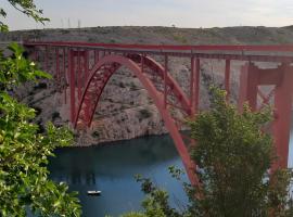 Appartement Baraba, hotel u gradu Maslenica