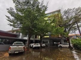 The Peak Songkhla, hotel near Songkhla Airport - SGZ, 