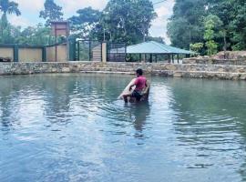 Sobakee Eco Holiday Resort、Kuruwitaのホテル