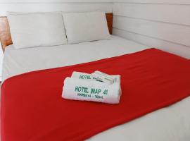 Hotel 41 Maribaya, hotel v destinaci Tegal