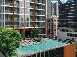 Oakwood Suites Bangkok - SHA Extra Plus, hotel near SEA LIFE Bangkok Ocean World, Bangkok