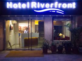 Viešbutis Hotel Riverfront (Paldi, Ahmadabadas)