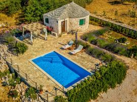 Magical Island Home, Hotel in Supetar