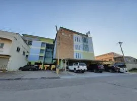 Chonnatee Residence