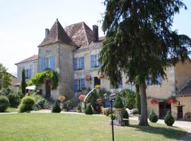 Manoir La Breuille, hotelli, jossa on pysäköintimahdollisuus kohteessa Montmoreau