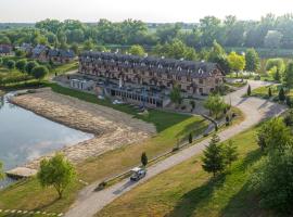 Miłocin Park Centrum Wypoczynkowo-Konferencyjne, cheap hotel in Pierwoszów