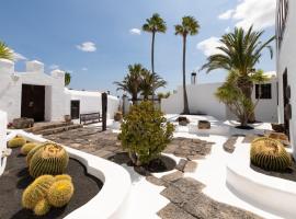 Las P&eacute;rgolas Villa Rural，蒂亞斯的高爾夫飯店