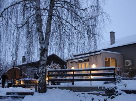 Purde Puhkemaja - Hot Tub l Sauna l BBQ, hotel u gradu 'Elva'