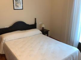 Apartamento El Campanario: Zuheros'ta bir otel