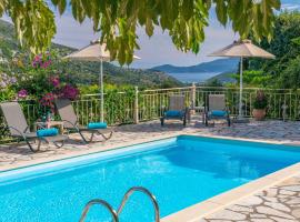 Private villa close to Famous Myrtos beach with private boat!, hotel in Agia Efimia