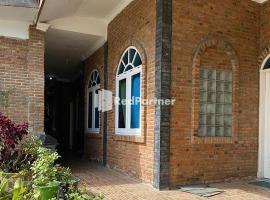 Friendjoss Homestay Laugumba RedPartner, hotel v destinaci Berastagi