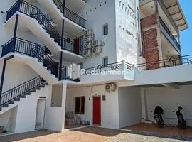 Hotel Trikatu Kendal near Taman Kota Weleri Mitra RedDoorz