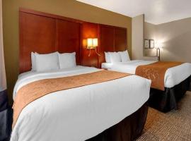 COMFORT SUITES, 7019 COMMONWEALTH AVE, JACKSONVILLE, FL, 32220-2828, hotel em Jacksonville