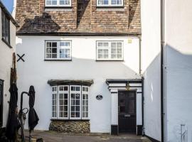 Bay Cottage By The Sea in Broadstairs.، فندق في برودستيرز