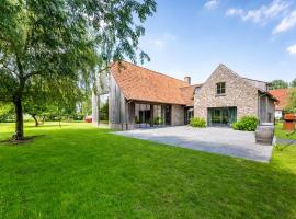 Loweide Lodges & Holiday Homes near Bruges, hotel v destinaci Oostkamp