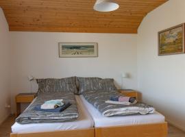 BnB Bergsicht, B&B/chambre d'hôtes à Dettighofen