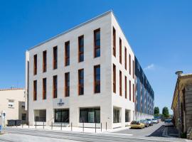 Ténéo Apparthôtel Bordeaux Maritime - Cité du vin, serviced apartment in Bordeaux