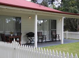 Sapphire Chalets, Augusta, self catering accommodation in Augusta