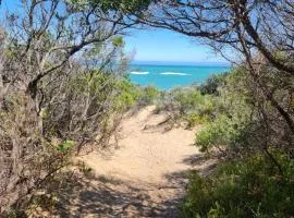 PIECE OF PARADISE, huge 4 bedroom haven
