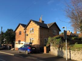 Plumtree Cottage, hotel with parking in Cotgrave