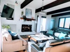 Northview-Blue Mountain-Sauna-Firepit-Balcony-Parking, chalet de monta&ntilde;a en The Blue Mountains