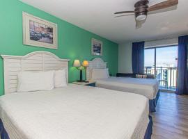 Top Floor Suite with Incredible Views! Sea Mist Resort 51604 - 2 Queen Beds and Kitchenette!, apartment in Myrtle Beach