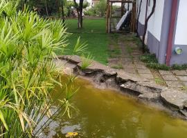 Casa do Lago, hotel with parking in Vila de Rei