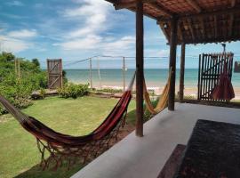 Casa de Frente para o Mar em Manguinhos, pet-friendly hotel in Serra
